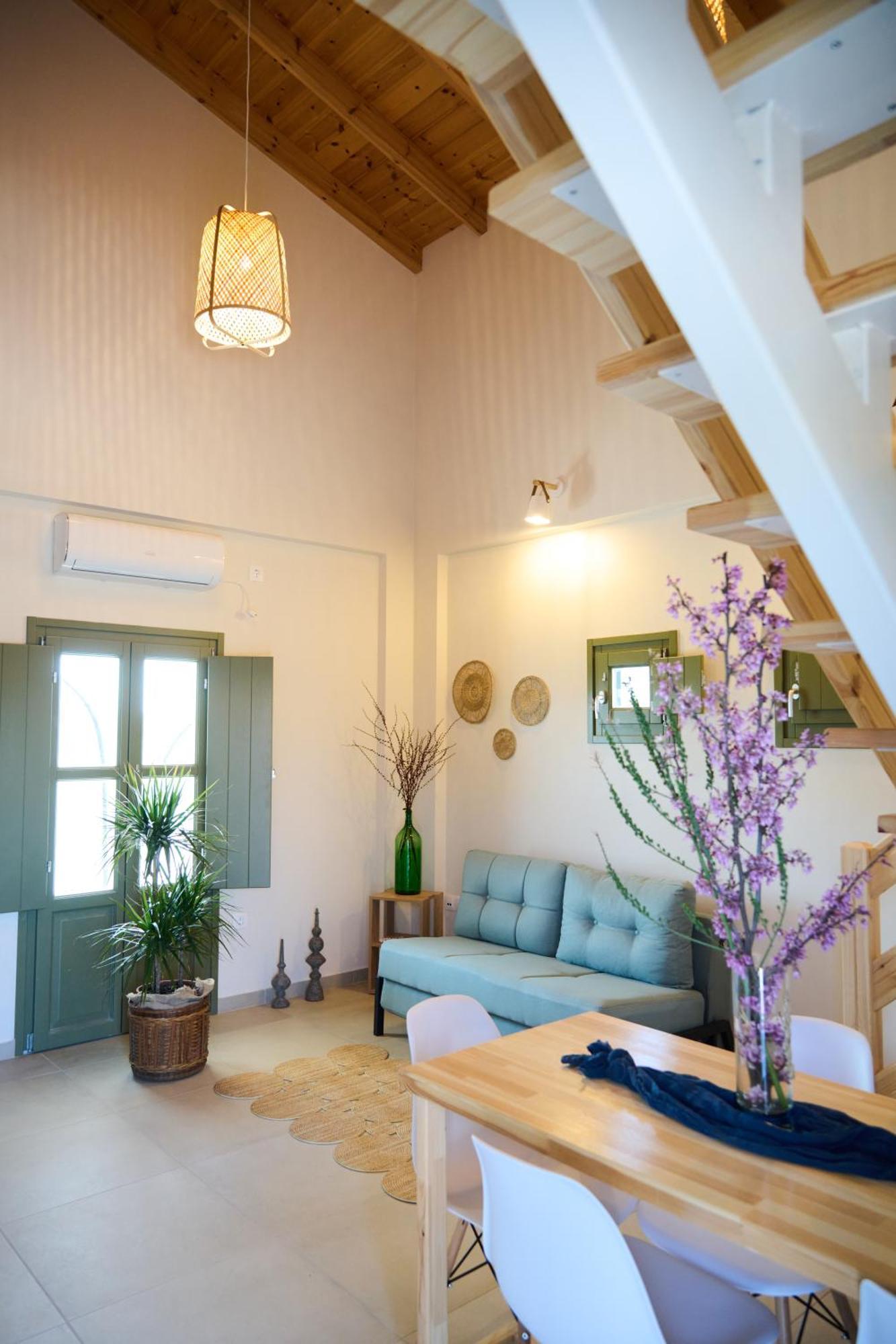 La Familia Luxury Private Maisonettes Near The Sea Gythio Bagian luar foto