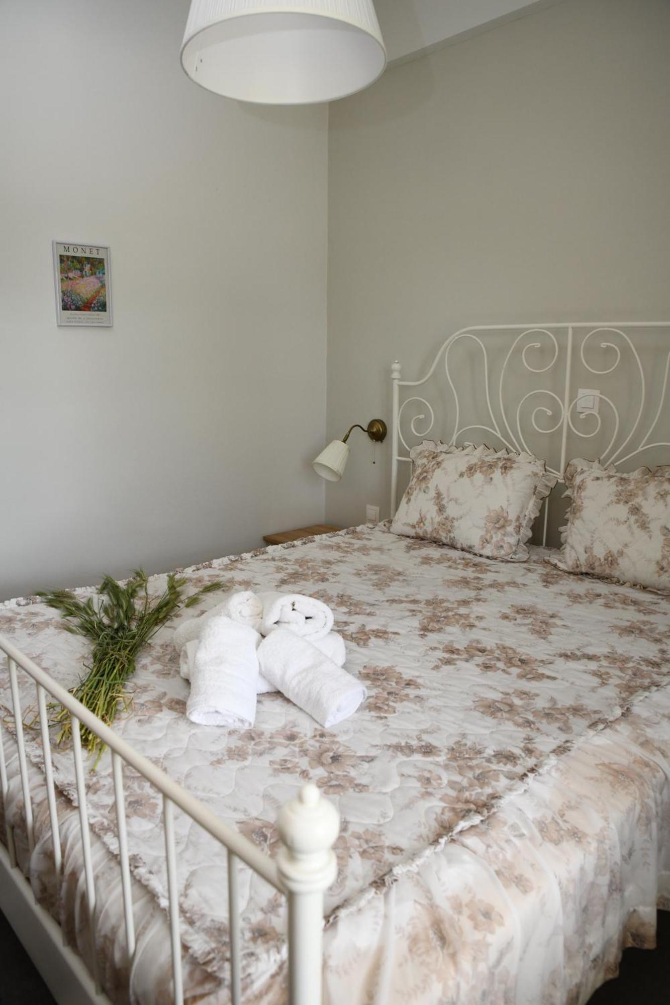 La Familia Luxury Private Maisonettes Near The Sea Gythio Bagian luar foto